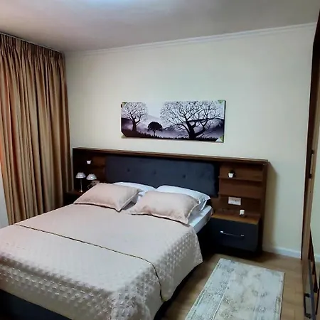 Near Centre Apartment